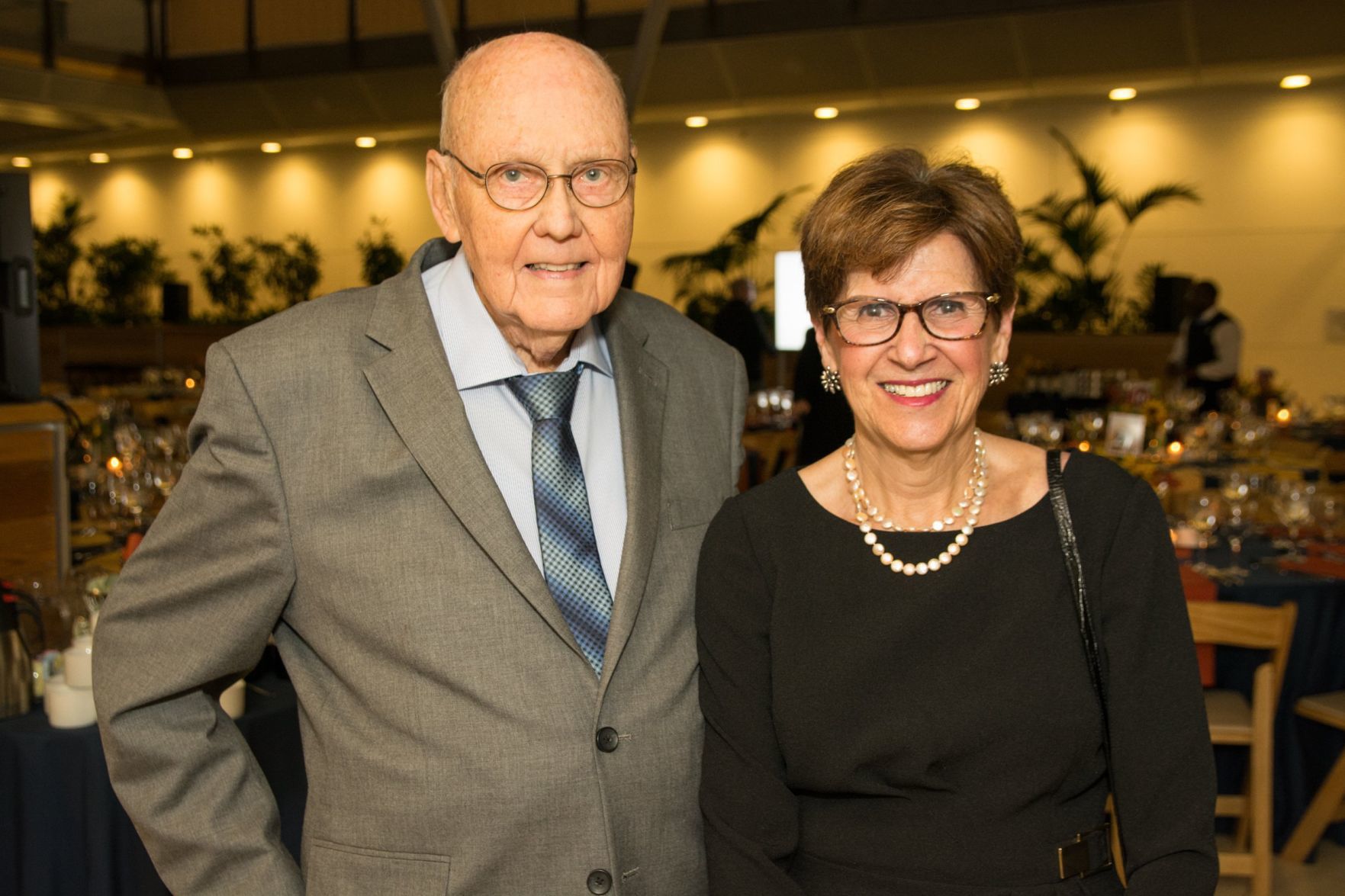 Leo Stroup, Sandy Brody